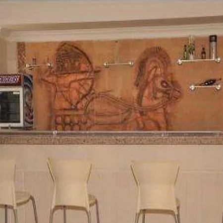 Golden Star Hotell 3*