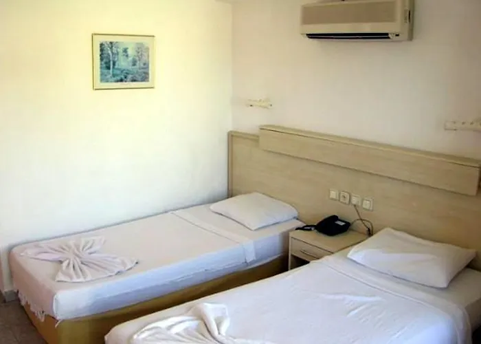 Golden Star 3* Μαρμαρίς