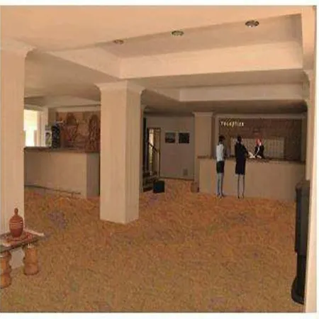 Golden Star فندق مرمريس