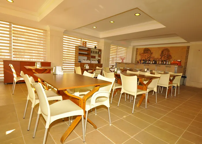 Golden Star Hotel