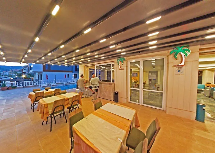 Golden Star Hotel
